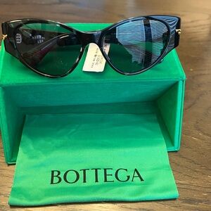 Bottega Veneta Black Sunglasses